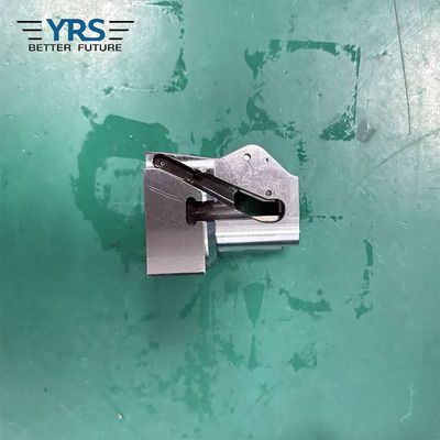 SKD61 DC53 CNC الدقة المعدنية الأجزاء ريفيت تغذية دائمة