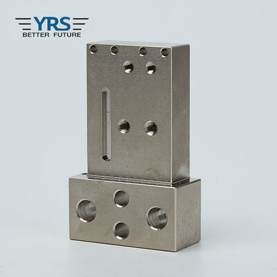 SKD61 المعادن باستخدام الحاسب الآلي طحن قطع غيار الآلات التسامح 0.02 مم دائم